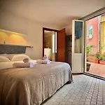 Casa Camelie * Trieszt