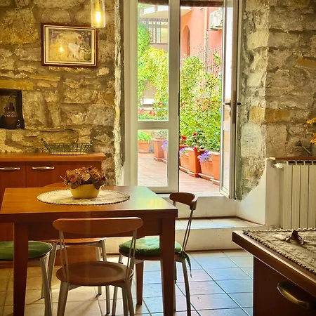 Casa Camelie Apartment *